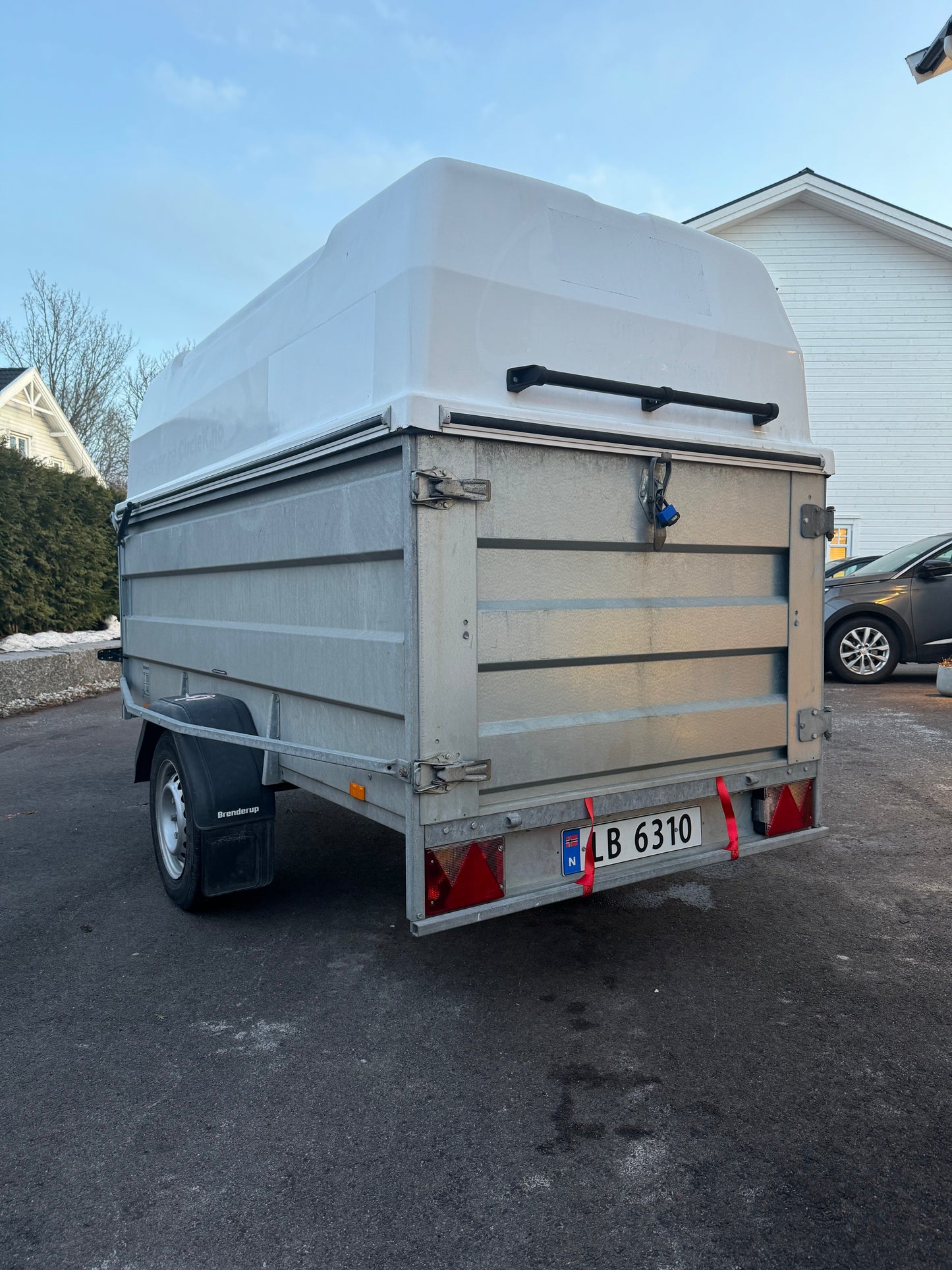 Tilhenger med kapell, 750 kg, Fregattveien